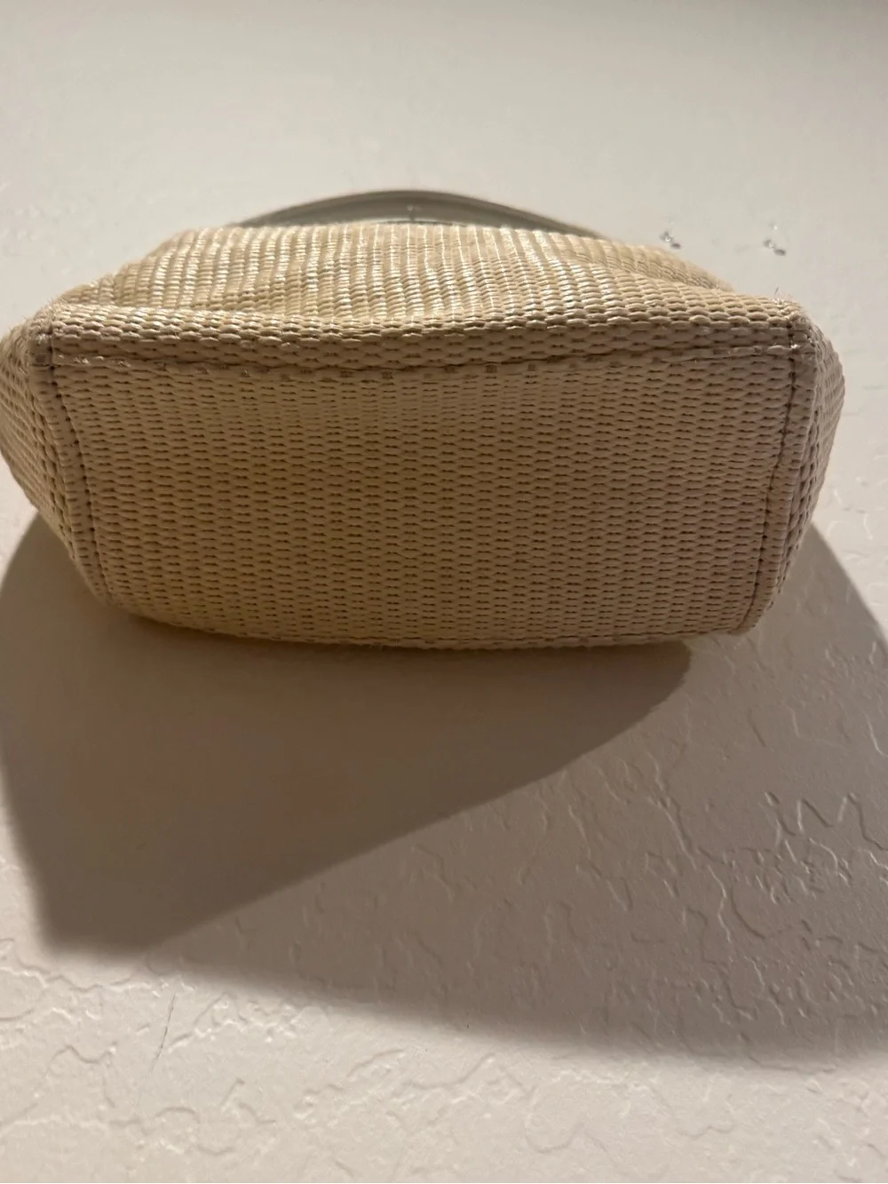 Kate Spade Cream Cobble Hill Straw and White Leather Handbag - Great condition!